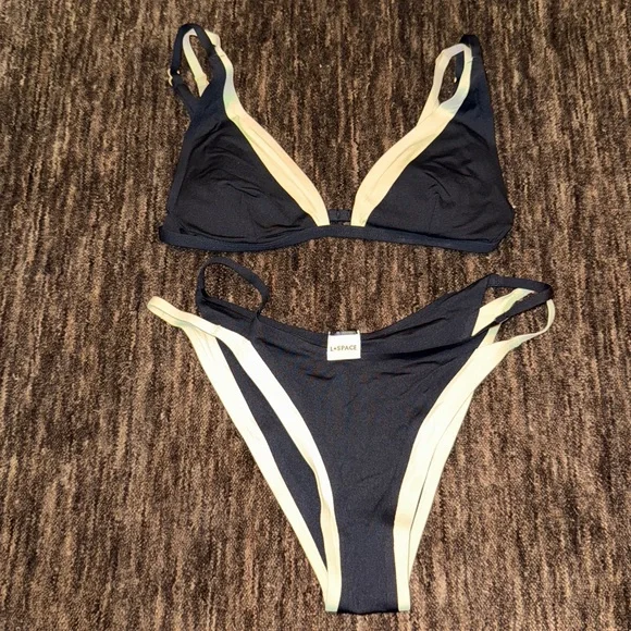 Lspace Black/White Seamless Bikini Size Small